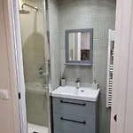 15 باريس