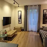 15 * Paris